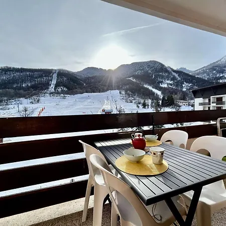 Renove, 4 Couchages, Proche Pistes Et Commerces - Fr-1-330f-231 Apartment *