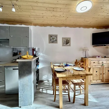 Renove, 4 Couchages, Proche Pistes Et Commerces - Fr-1-330f-231 *